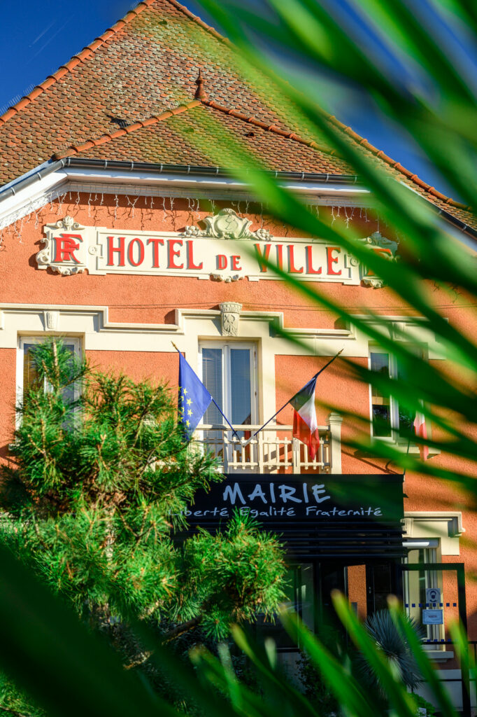 Photo de l'hotel de ville des Abrets en Dauphiné